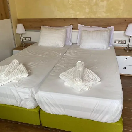 Amazing View And Cozy Atmosphere וליקו טורנובו