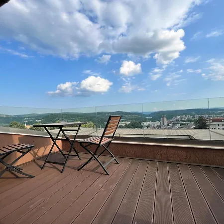 Amazing View And Cozy Atmosphere